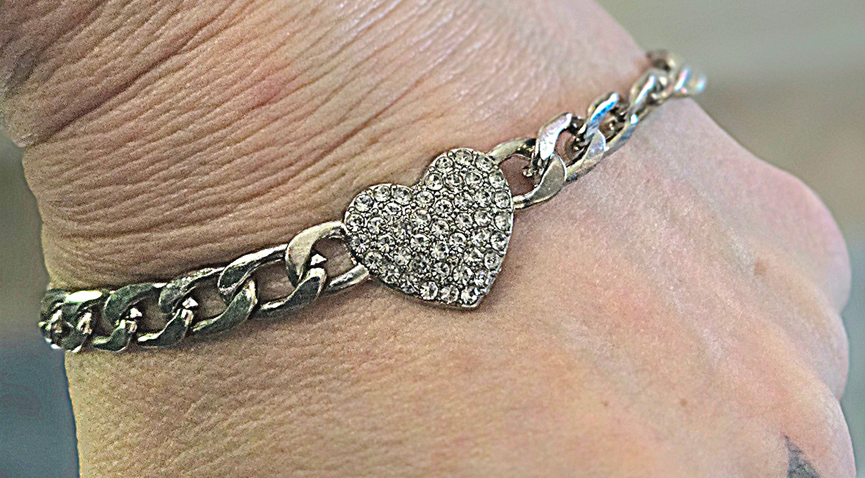 Sparkle Heart Chain Bracelet